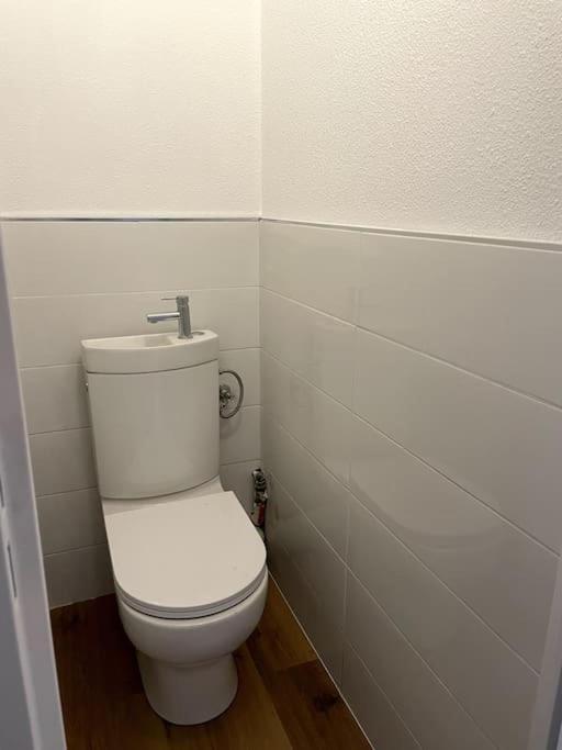 Appartement Classe 3 Etoiles Tres Bien Situe سانت لاري سولون المظهر الخارجي الصورة
