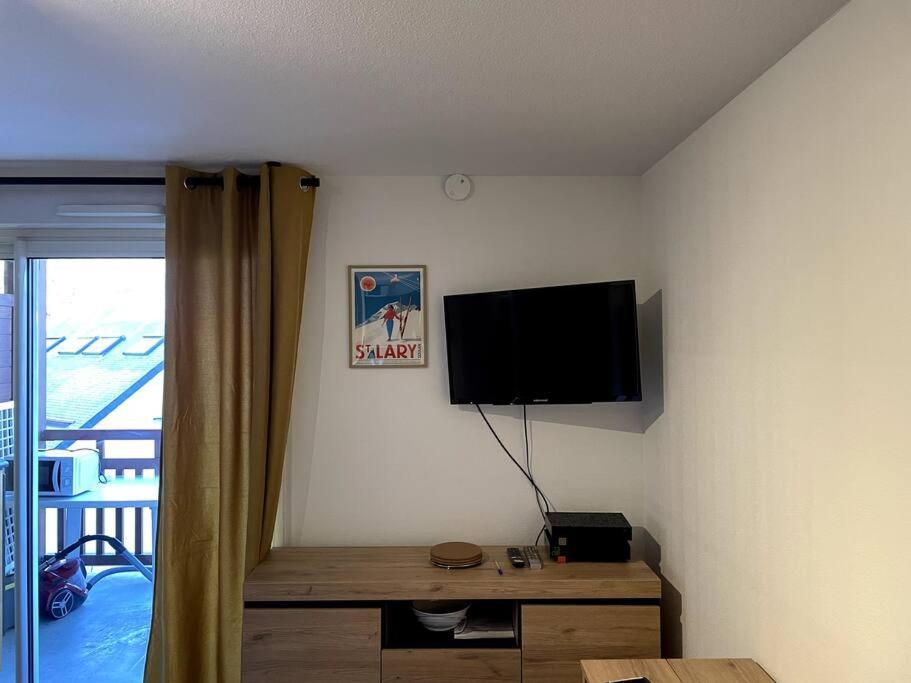 Appartement Classe 3 Etoiles Tres Bien Situe سانت لاري سولون المظهر الخارجي الصورة